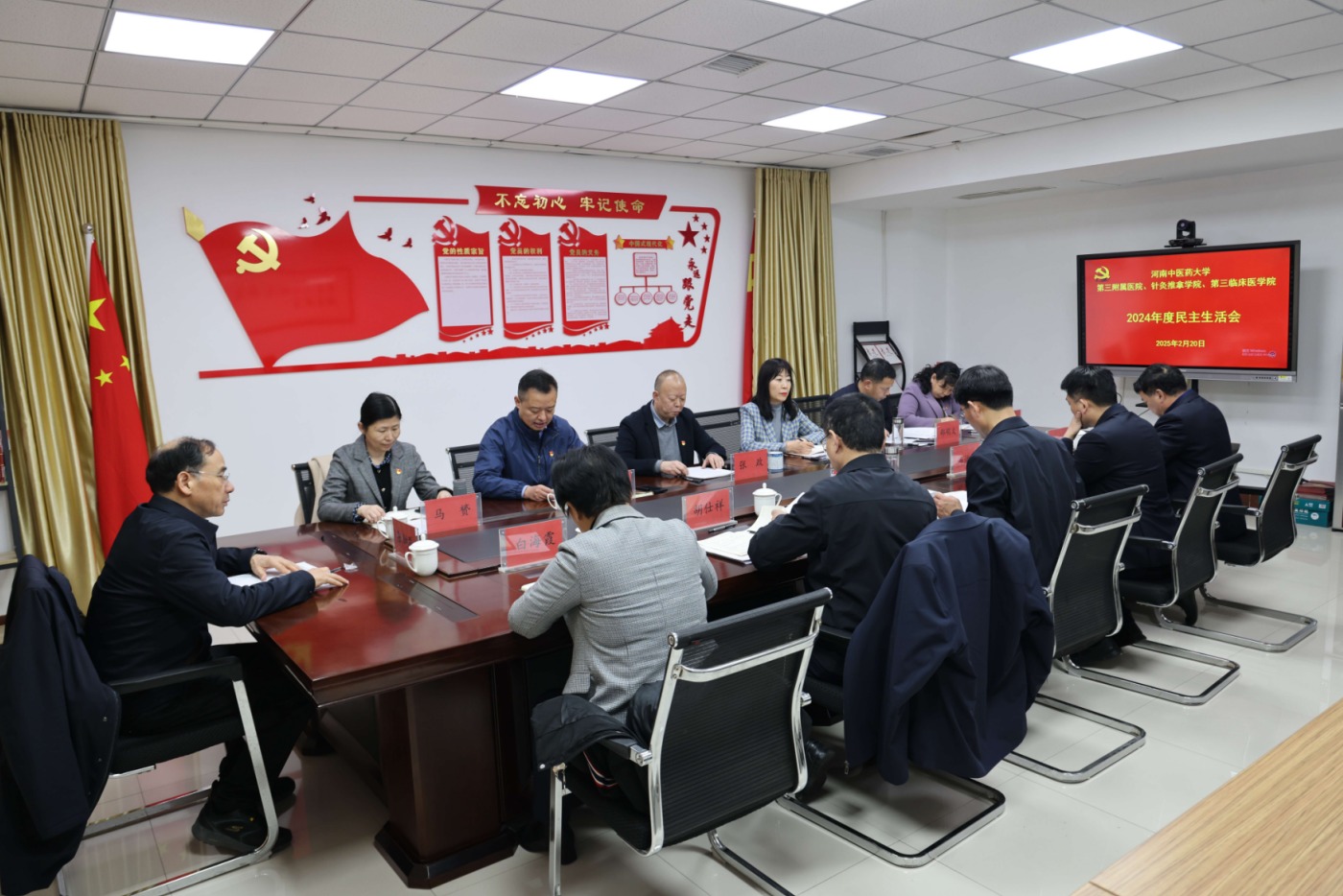 1762855492961394.jpg 傲游截图20251111180338.jpg